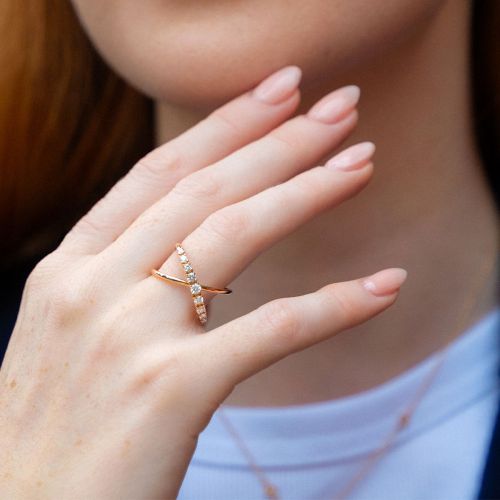 Rose gold ring with brilliant cut diamonds, 0.37 carats