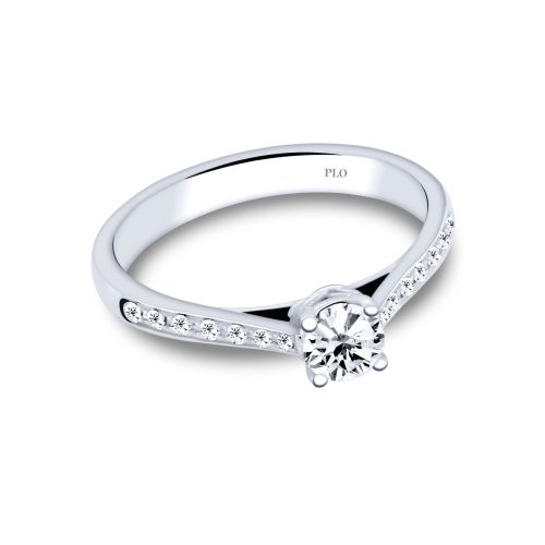 Solitaire ring in white gold, 0.30 carat centre diamond and 0.08 carat diamonds