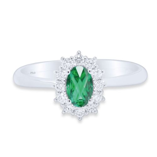 White Gold Ring with 0.20 carats diamonds and 0.48 carats emerald