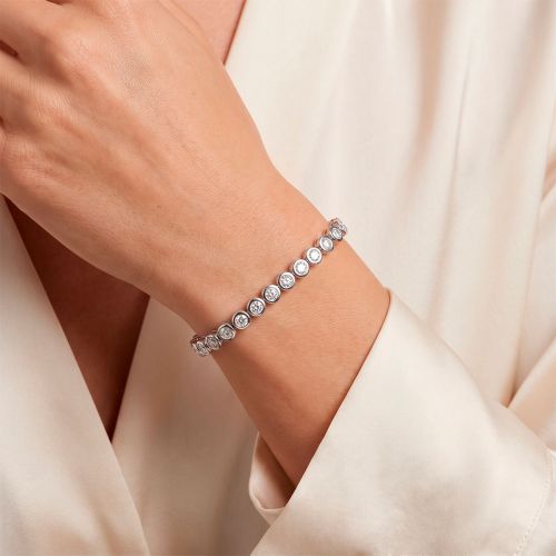White gold and diamond bracelet