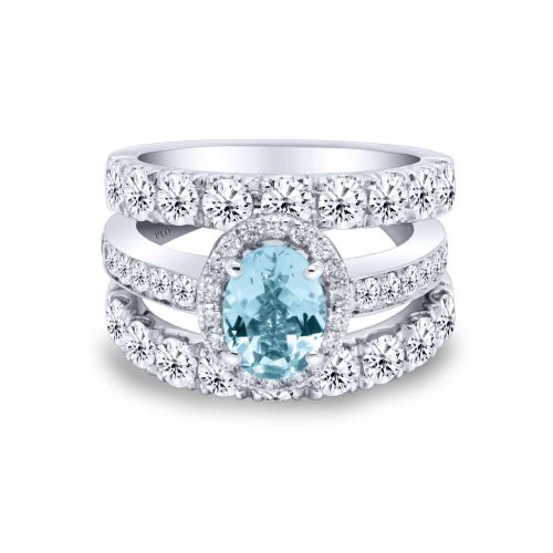 White gold ring 2.56 carats of diamonds and 1.03-carat oval-cut aquamarine