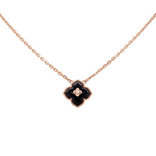 Rose gold pendant with 1.80 carat onyx flower and 0.01 carat diamond